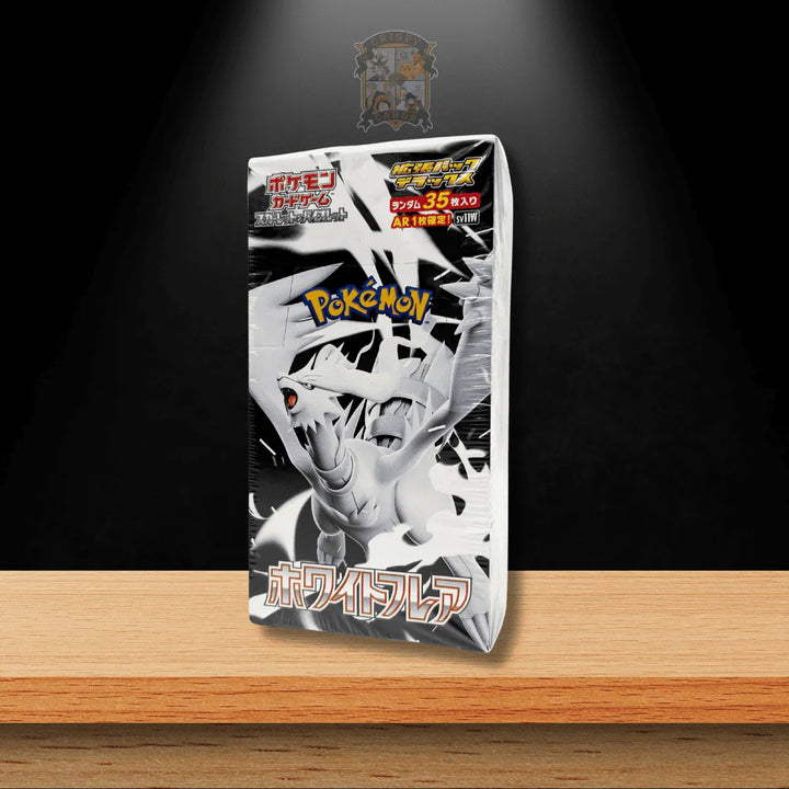 Pokémon White Flare Deluxe Display (JP)